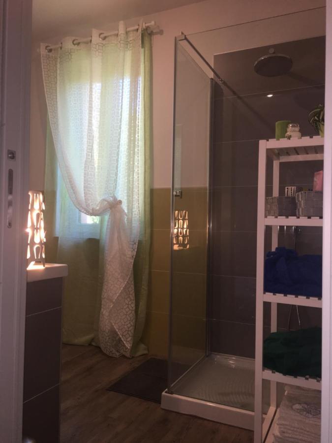B&B Arcobaleno Longone al Segrino Exterior foto
